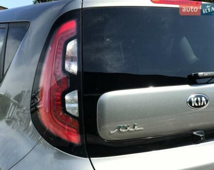 Серый Киа Soul, объемом двигателя 0 л и пробегом 100 тыс. км за 6400 $, фото 7 на Automoto.ua