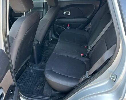 Сірий Кіа Soul, об'ємом двигуна 1.58 л та пробігом 205 тис. км за 8450 $, фото 10 на Automoto.ua