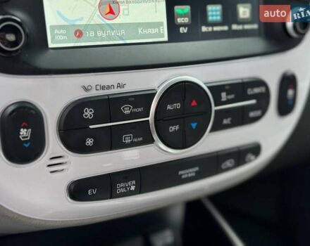 Серый Киа Soul, объемом двигателя 0 л и пробегом 123 тыс. км за 6950 $, фото 39 на Automoto.ua