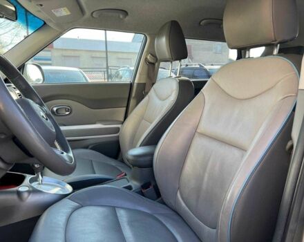 Сірий Кіа Soul, об'ємом двигуна 0 л та пробігом 152 тис. км за 6499 $, фото 18 на Automoto.ua
