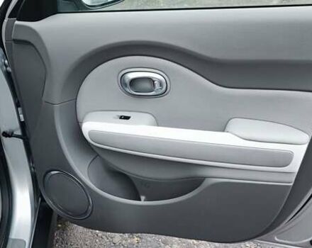 Серый Киа Soul, объемом двигателя 0 л и пробегом 84 тыс. км за 7500 $, фото 21 на Automoto.ua