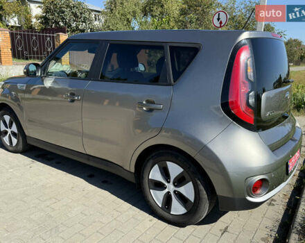 Серый Киа Soul, объемом двигателя 0 л и пробегом 109 тыс. км за 6499 $, фото 8 на Automoto.ua