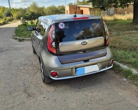 Серый Киа Soul, объемом двигателя 0 л и пробегом 170 тыс. км за 7000 $, фото 2 на Automoto.ua