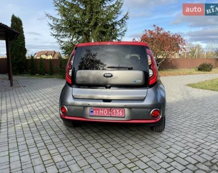 Серый Киа Soul, объемом двигателя 0 л и пробегом 135 тыс. км за 7299 $, фото 4 на Automoto.ua