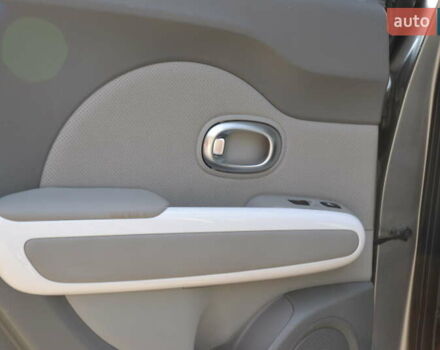 Сірий Кіа Soul, об'ємом двигуна 0 л та пробігом 148 тис. км за 5800 $, фото 19 на Automoto.ua