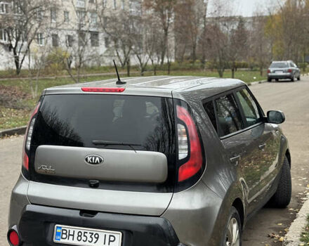 Сірий Кіа Soul, об'ємом двигуна 2 л та пробігом 114 тис. км за 10700 $, фото 4 на Automoto.ua
