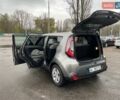 Серый Киа Soul, объемом двигателя 1.59 л и пробегом 122 тыс. км за 10000 $, фото 6 на Automoto.ua