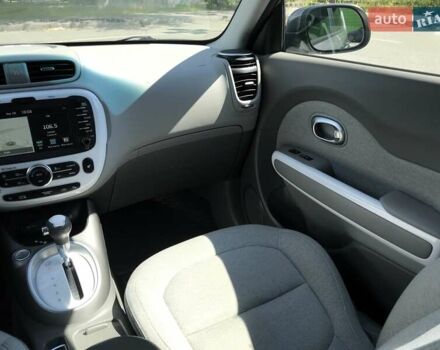Сірий Кіа Soul, об'ємом двигуна 0 л та пробігом 100 тис. км за 7900 $, фото 39 на Automoto.ua