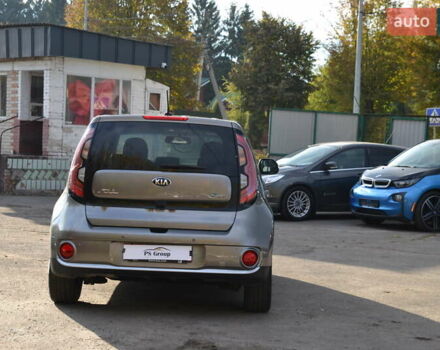 Сірий Кіа Soul, об'ємом двигуна 0 л та пробігом 148 тис. км за 5800 $, фото 8 на Automoto.ua
