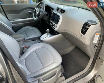 Серый Киа Soul, объемом двигателя 0 л и пробегом 158 тыс. км за 7099 $, фото 17 на Automoto.ua