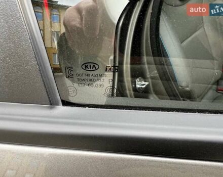 Киа Soul 2015 в Хмельницком на Automoto.ua Серый Киа Soul, объемом двигателя 0 л и пробегом 95 тыс. км за 6500 $, фото 62 на Automoto.ua