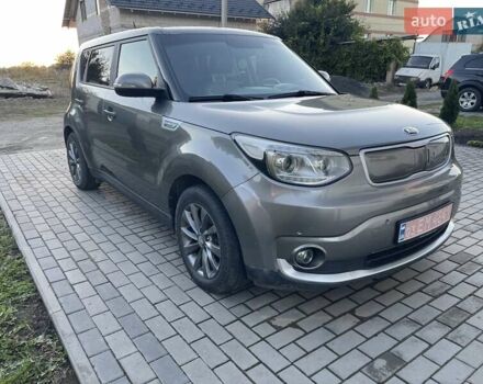 Сірий Кіа Soul, об'ємом двигуна 0 л та пробігом 100 тис. км за 6200 $, фото 2 на Automoto.ua