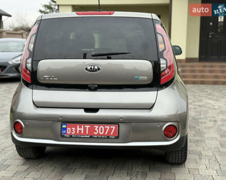 Серый Киа Soul, объемом двигателя 0 л и пробегом 111 тыс. км за 7100 $, фото 10 на Automoto.ua