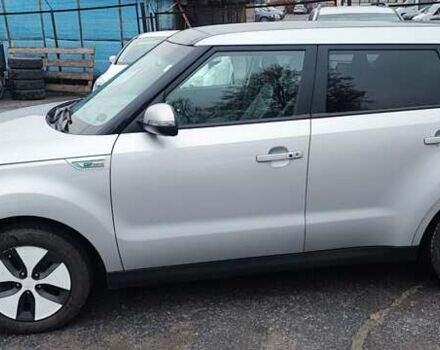 Серый Киа Soul, объемом двигателя 0 л и пробегом 84 тыс. км за 7500 $, фото 6 на Automoto.ua