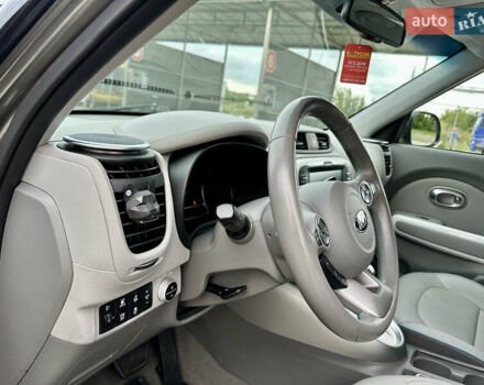 Серый Киа Soul, объемом двигателя 0 л и пробегом 90 тыс. км за 7999 $, фото 17 на Automoto.ua