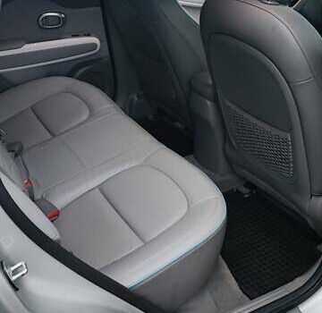 Серый Киа Soul, объемом двигателя 0 л и пробегом 84 тыс. км за 7500 $, фото 31 на Automoto.ua