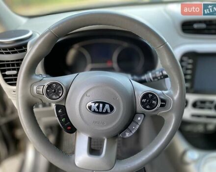 Серый Киа Soul, объемом двигателя 0 л и пробегом 158 тыс. км за 7099 $, фото 11 на Automoto.ua