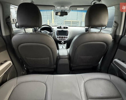 Серый Киа Soul, объемом двигателя 0 л и пробегом 185 тыс. км за 9700 $, фото 11 на Automoto.ua