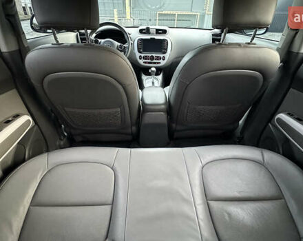 Серый Киа Soul, объемом двигателя 0 л и пробегом 185 тыс. км за 9700 $, фото 12 на Automoto.ua