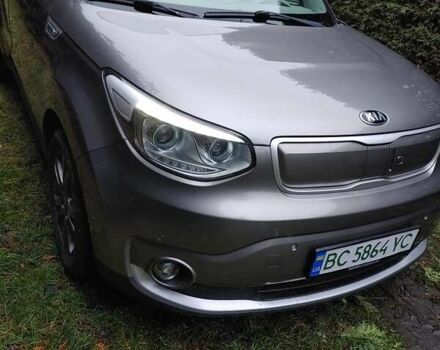 Серый Киа Soul, объемом двигателя 0 л и пробегом 130 тыс. км за 5500 $, фото 1 на Automoto.ua