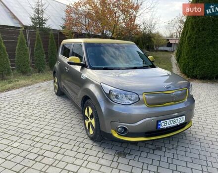 Серый Киа Soul, объемом двигателя 0 л и пробегом 158 тыс. км за 7099 $, фото 2 на Automoto.ua