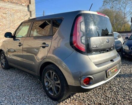 Сірий Кіа Soul, об'ємом двигуна 0 л та пробігом 152 тис. км за 6499 $, фото 4 на Automoto.ua