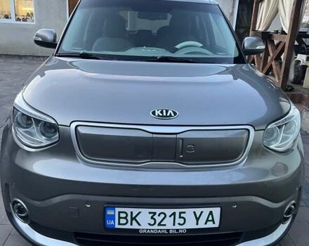 Серый Киа Soul, объемом двигателя 0 л и пробегом 111 тыс. км за 6700 $, фото 2 на Automoto.ua