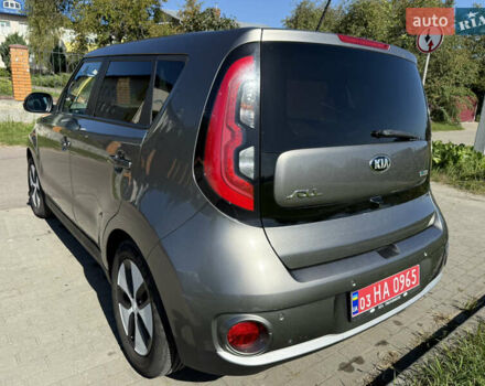 Серый Киа Soul, объемом двигателя 0 л и пробегом 109 тыс. км за 6499 $, фото 7 на Automoto.ua