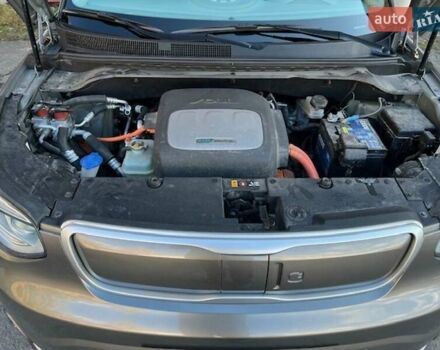 Киа Soul 2015 в Хмельницком на Automoto.ua Серый Киа Soul, объемом двигателя 0 л и пробегом 95 тыс. км за 6500 $, фото 67 на Automoto.ua