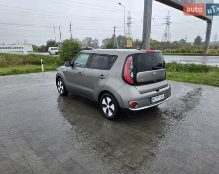 Серый Киа Soul, объемом двигателя 0 л и пробегом 91 тыс. км за 8900 $, фото 7 на Automoto.ua