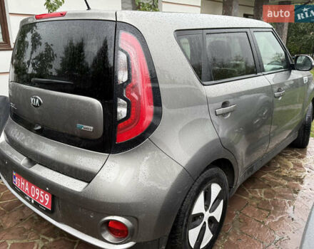 Серый Киа Soul, объемом двигателя 0 л и пробегом 109 тыс. км за 6499 $, фото 50 на Automoto.ua