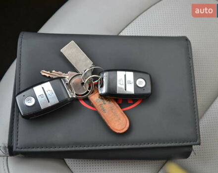 Сірий Кіа Soul, об'ємом двигуна 0 л та пробігом 148 тис. км за 5800 $, фото 44 на Automoto.ua