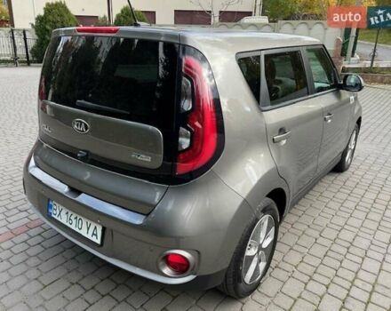 Киа Soul 2015 в Хмельницком на Automoto.ua Серый Киа Soul, объемом двигателя 0 л и пробегом 95 тыс. км за 6500 $, фото 10 на Automoto.ua