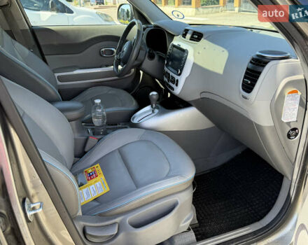 Серый Киа Soul, объемом двигателя 0 л и пробегом 109 тыс. км за 6499 $, фото 31 на Automoto.ua