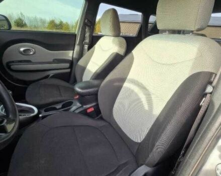 Серый Киа Soul, объемом двигателя 1.6 л и пробегом 119 тыс. км за 6000 $, фото 8 на Automoto.ua