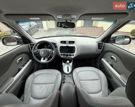 Серый Киа Soul, объемом двигателя 0 л и пробегом 111 тыс. км за 7100 $, фото 26 на Automoto.ua