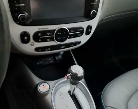 Серый Киа Soul, объемом двигателя 0 л и пробегом 124 тыс. км за 8300 $, фото 4 на Automoto.ua