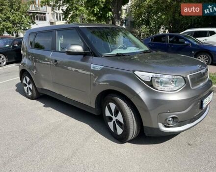 Серый Киа Soul, объемом двигателя 0 л и пробегом 35 тыс. км за 9500 $, фото 9 на Automoto.ua