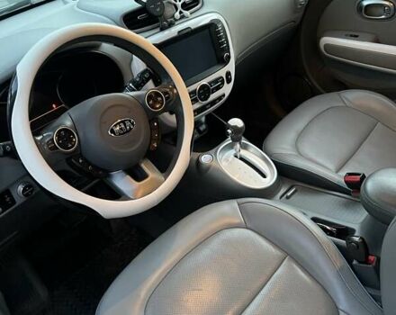 Серый Киа Soul, объемом двигателя 0 л и пробегом 111 тыс. км за 6700 $, фото 4 на Automoto.ua