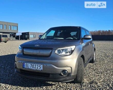 Серый Киа Soul, объемом двигателя 0 л и пробегом 109 тыс. км за 12000 $, фото 1 на Automoto.ua