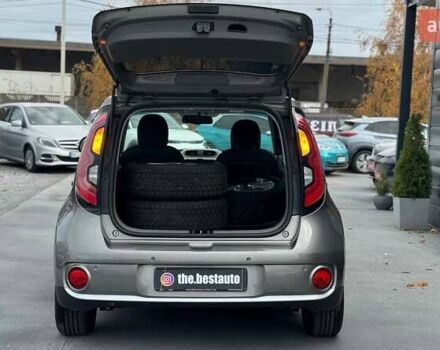 Серый Киа Soul, объемом двигателя 0 л и пробегом 123 тыс. км за 6950 $, фото 20 на Automoto.ua