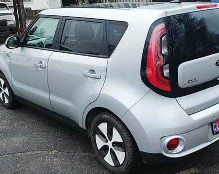 Серый Киа Soul, объемом двигателя 0 л и пробегом 84 тыс. км за 7500 $, фото 4 на Automoto.ua