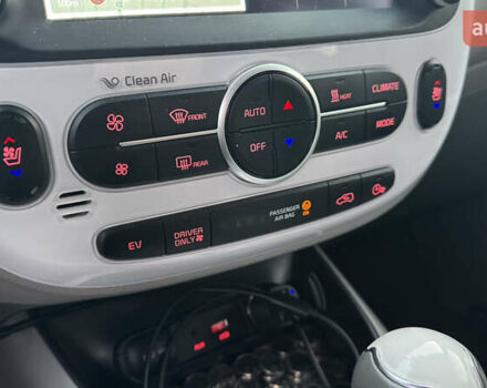 Серый Киа Soul, объемом двигателя 0 л и пробегом 185 тыс. км за 9700 $, фото 32 на Automoto.ua