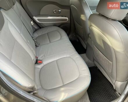 Серый Киа Soul, объемом двигателя 0 л и пробегом 135 тыс. км за 7299 $, фото 18 на Automoto.ua