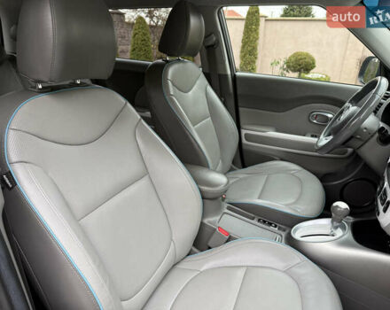 Серый Киа Soul, объемом двигателя 0 л и пробегом 111 тыс. км за 7100 $, фото 25 на Automoto.ua