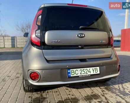 Серый Киа Soul, объемом двигателя 0 л и пробегом 119 тыс. км за 6400 $, фото 7 на Automoto.ua