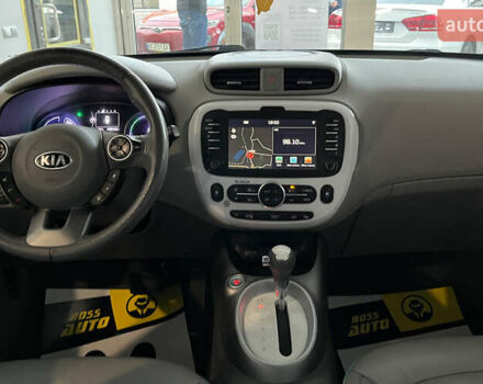 Серый Киа Soul, объемом двигателя 0 л и пробегом 149 тыс. км за 6700 $, фото 9 на Automoto.ua