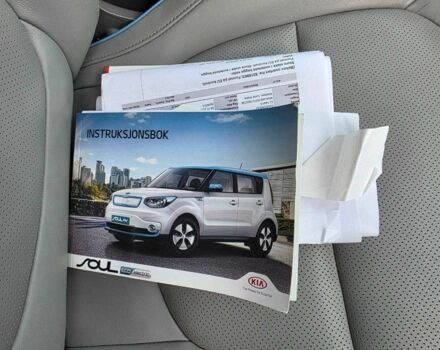 Серый Киа Soul, объемом двигателя 0 л и пробегом 114 тыс. км за 5900 $, фото 22 на Automoto.ua