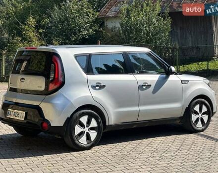 Сірий Кіа Soul, об'ємом двигуна 1.58 л та пробігом 205 тис. км за 8450 $, фото 4 на Automoto.ua