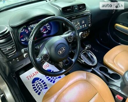 Серый Киа Soul, объемом двигателя 2 л и пробегом 145 тыс. км за 1700 $, фото 9 на Automoto.ua